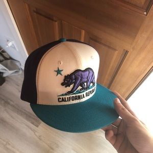 California republic purple turquoise white